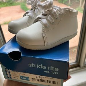 Stride rite toddler shoes